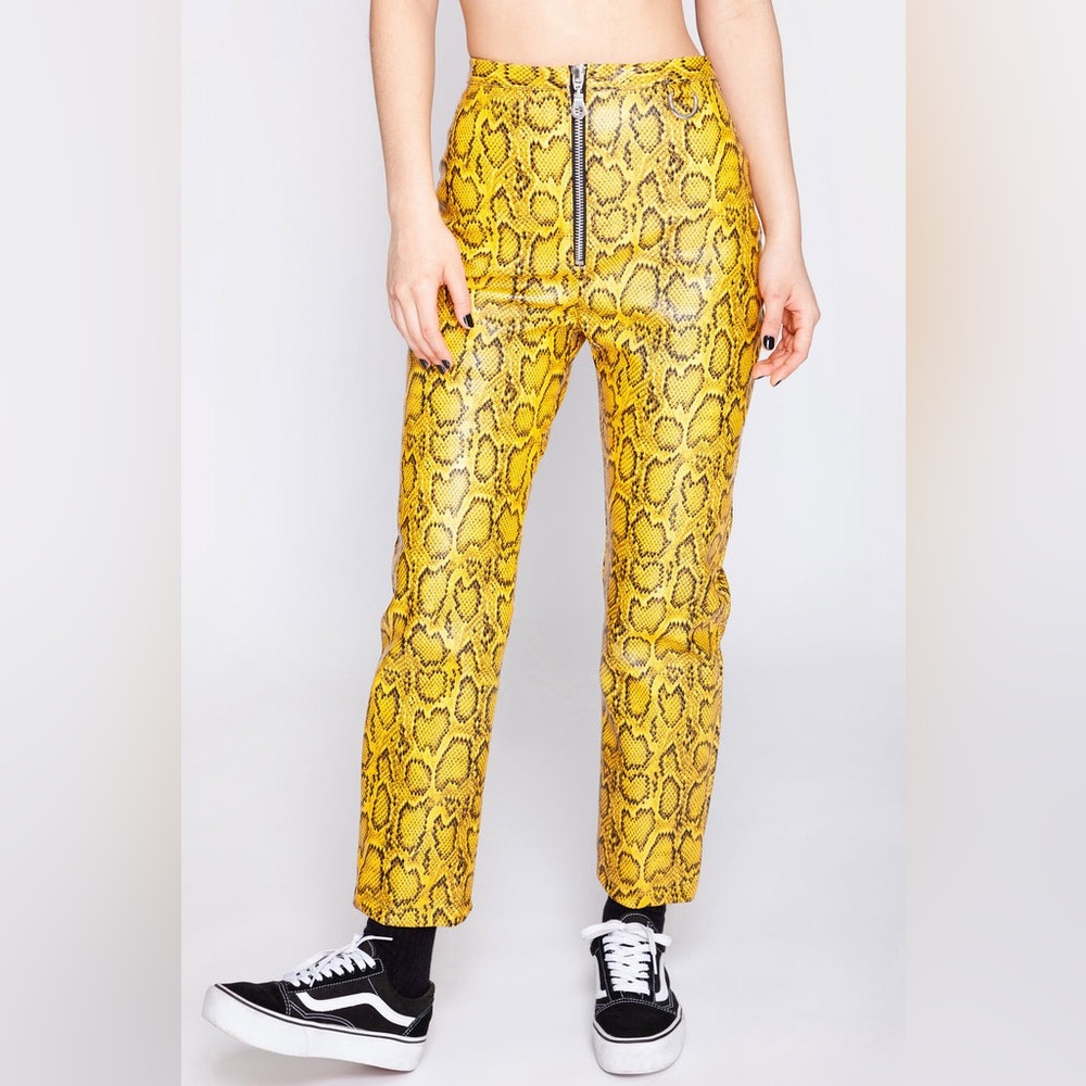 The Ragged Priest Faux Leather Snakeskin Pants Sz Small Yellow Black Front Zip